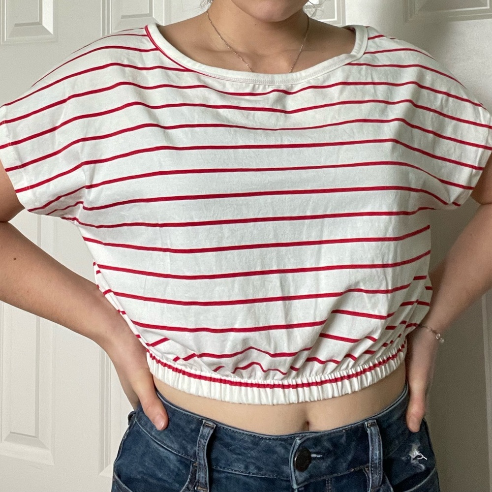 Red and white crop top
